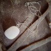 Speelse zilveren ketting met mangano calciet hanger - Afbeelding 2