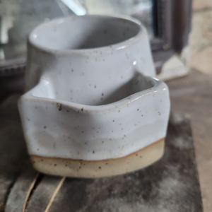 Mok speckled white met theezakjes houder